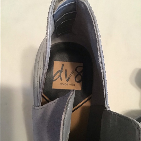 Dv8 doice vita gray suede leather ankle boot, NWOB - Picture 6 of 6
